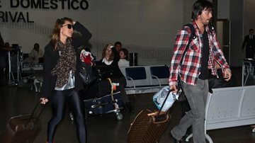 Sabrina Sato e Fábio Faria no aeroporto de Guarulhos - Manuela Scarpa/Photo Rio News