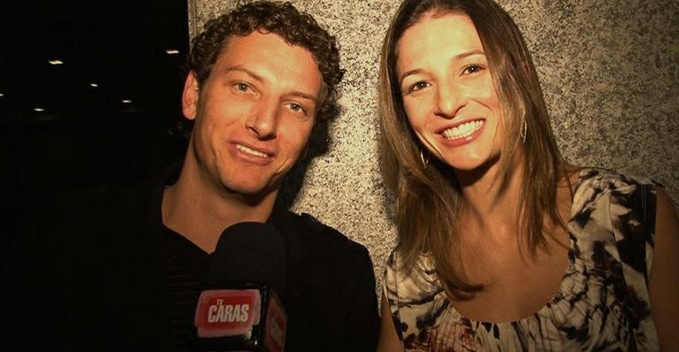 Elano e Alexandra Blumer em entrevista para a TV CARAS - TV Caras