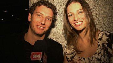 Elano e Alexandra Blumer em entrevista para a TV CARAS - TV Caras