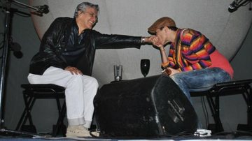 Caetano Veloso e Maria Gadú: show na Praia do Forte - Divulgação