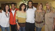 Claudine Rodrigues com o filho, Jair Oliveira, ao centro, reúne a amiga Rosana Leme de Camargo, o marido, Jair Rodrigues, Suzy Ayres e Marta Livia Suplicy em feijoada do Clube do Bem, SP.