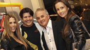 Gabriela Verdeja com o namorado, o cantor Paulo Ricardo, o apresentador Otávio Mesquita e sua Melissa Wilman se encontram na abertura de loja voltada para os fãs de automobilismo, SP.