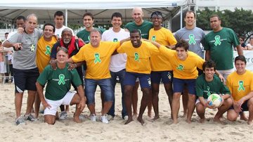 Famosos jogam futebol em prol da Campanha de Doação de Órgãos, em Copacabana - Wallace Barbosa / AgNews