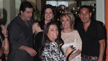Ana Maria Braga janta com marido Marcelo Frisoni e amigos - Manuela Scarpa / Photo Rio News