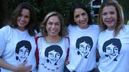 Cissa Guimarães recebe o apoio das colegas Suzy Rêgo, Flavia Garrafa e Miriam Lins, da novela Morde & Assopra, que vestem a camisa com a estampa do rosto de seu filho, Rafael Mascarenhas - Reprodução/Facebook
