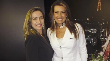 A dentista Luciana Saraiva grava participação no programa online de Solange Frazão, para a ClicTV, SP.