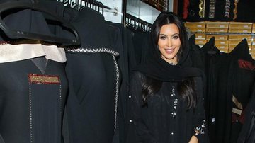 Kim Kardashian prova burcas em Dubai - Splash News