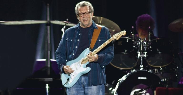 Ícone da música mundial, o cantor e compositor inglês Eric Clapton se apresenta no Estádio do Morumbi, em SP.