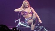 Britney Spears se apresenta em Londres - Splash News splashnews.com
