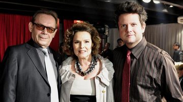 José Wilker, Louise Cardoso e Selton Mello durante gravação de 'A Mulher Invisível' - Estevam Avellar/TV Globo