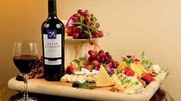 Degustação de vinhos é combinada com queijos especiais e deliciosas iguarias - Cadu Pilotto