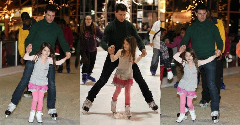 Tom Cruise patina com a filha Suri em Pittsburgh, nos Estados Unidos - The Grosby Group