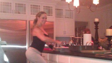 Mariah Carey prepara jantar do Dia de Ação de Graças - Reprodução Twitter