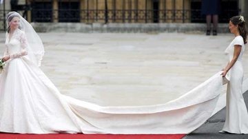 Concorrência: Pippa, irmã e dama de honra de Kate Middleton, usou um vestido branco como o da noiva e virou exemplo de convidada que rouba a cena no casamento - Getty Images