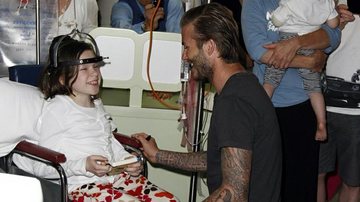 David Beckham visita hospital - GrosbyGroup