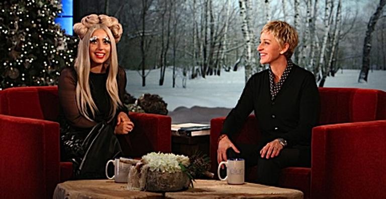 Lady Gaga é recebida por Elle DeGeneres em seu show - Divulgação