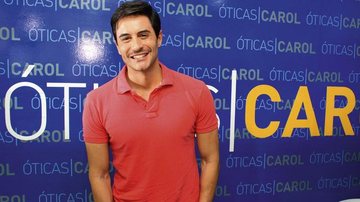 O ator Ricardo Tozzi vai a abertura de filial de ótica, em Teresina, capital do Piauí.
