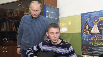 Dia entre crianças no interior russo - Reuters