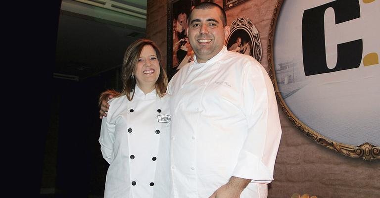 Superintendente de marca de tapetes e carpetes, Ana Paula Zagallo e o chef Jefferson Rueda comandam evento gourmet.