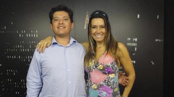 Felipe Yoshio, quiropraxista, é recebido por Solange Frazão no Em Forma com Solange Frazão, na Clic TV, em SP.