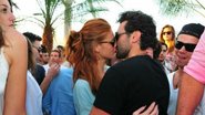 Cintia Dicker e Rico Mansur trocam beijos em Floripa - Divulgação/ Cassiano de Souza