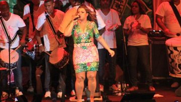 Preta Gil realiza show de Pré-Réveillon na quadra da Mangueira, no Rio - Rodrigo dos Anjos e Philippe Lima / AgNews