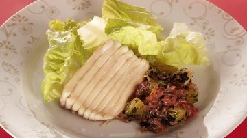 Salada de arraia ao vinagrete - André Ctenas