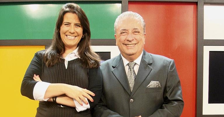 Priscilla de Arruda Camargo fala a Darcio Arruda para atração da Rede TV Mais, em Santo André, SP.