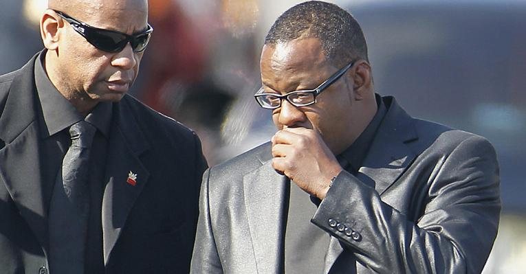 Bobby Brown, ex-marido de Whitney Houston, foi barrado no funeral da cantora - Reuters