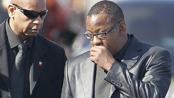 Bobby Brown, ex-marido de Whitney Houston, foi barrado no funeral da cantora - Reuters