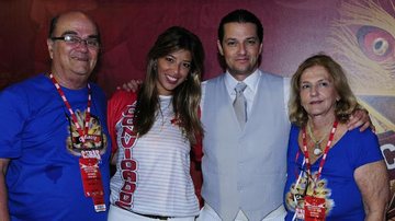 Marcelo Serrado e sua namorada, Roberta Fernandes, acompanhados pelos pais do ator, José e Julinha - Renato Wrobel