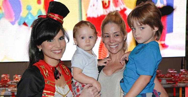 Aline Barros com Danielle Winits e seus filhos, Guy e Noah - Samuel Santos