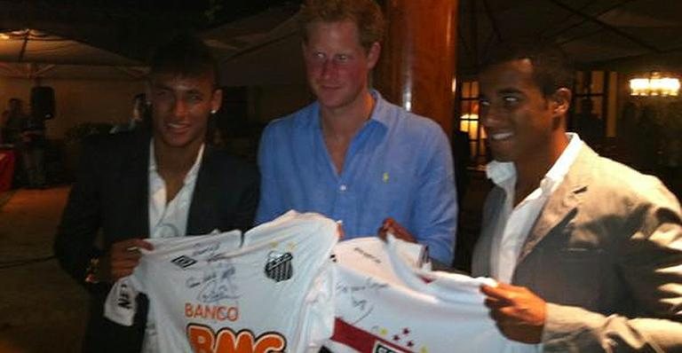 Neymar, Lucas e príncipe Harry: encontro em SP - Reprodução/Twitter