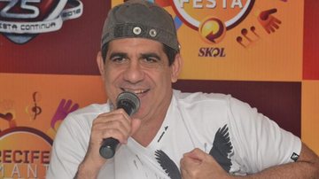 Durval Lelys fala da gravação do DVD de comemoração dos 25 anos do grupo Asa de Águia - Felipe Souto Maior/Divulgação