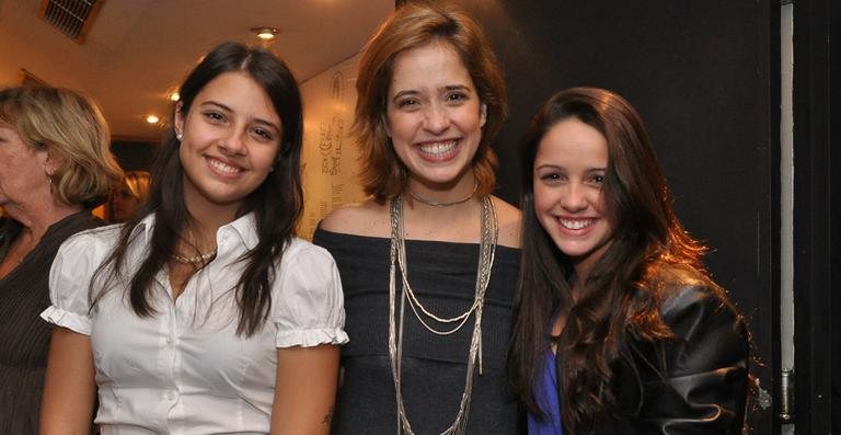 Paloma Duarte com as filhas, Maria Luiza e Ana Clara - Arquivo CARAS