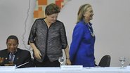 Dilma Rousseff e Hillary Clinton durante conferência em Brasília - Antônio Cruz/ABr