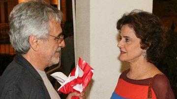 Marieta Severo prestigia estreia da peça 'Caprichosa Voz que Vem do Pensamento', dirigida por Aderbal Freire-Filho, seu marido - André Muzell/AgNews