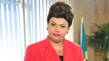 Gustavo Mendes interpreta a presidente Dilma Rousseff no 'Casseta e Planeta Vai Fundo' - TV GLOBO / João Miguel Júnior