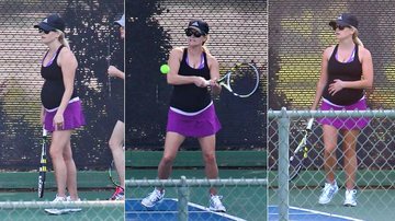 Grávida, Reese Witherspoon joga tênis com amigas em Los Angeles - Grosby Group