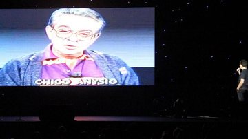 Tom Cavalcante presta homenagem a Chico Anysio no espetáculo 'No Tom do Tom' - Thiago Mattos / AgNews