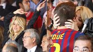 Shakira assiste ao jogo do Piqué pelo Barcelona e comemora a vitória ao lado do amado - The Grosby Group
