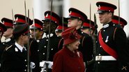 Príncipe William sorri para sua avó, a Rainha Elizabeth II - Getty Images