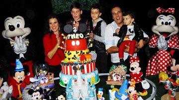 Marco Camargo faz festa da Disney para o filho Theo - Celso Akin / AgNews