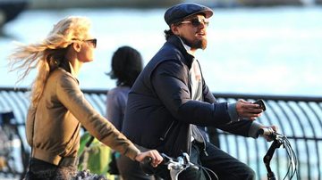 Leonardo DiCaprio: passeio romântico com sua Erin Heatherton - Splash News
