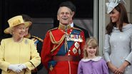 Príncipe Philip, aparentando boa saúde, entre a Rainha Elizabeth II, Louise Windsor e Kate Middleton - Getty Images