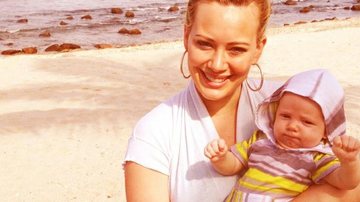 Hilary Duff com o filho Luca Cruz - Reprodução / Twitter