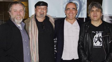 O ator Henrique Schafer, Alex Antunes, Francisco Cesar Filho, diretor, e Mário Bortolotto na primeira exibição do filme em SP. - -