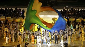 Brasileiros representam o Rio de Janeiro em show de encerramento da Olimpíada de Londres - Reuters