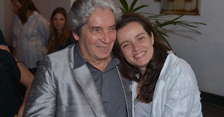 Maria Mariana com o pai Domingos de Oliveira - André Muzell/AgNews