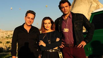Stênio (Alexandre Nero), Bianca (Cleo Pires) e Zyah (Domingos Montagner) - TV Globo / João Miguel Júnior